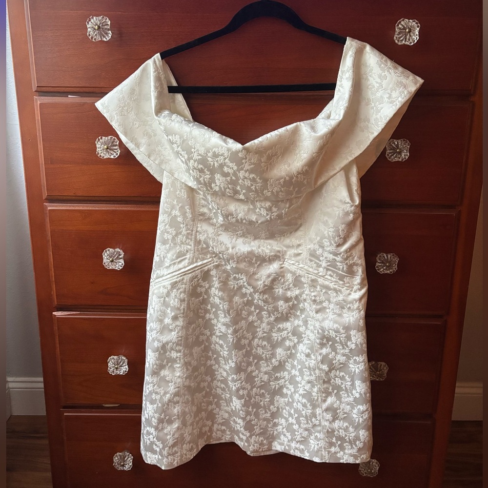 Anthropologie BHLDN Ingrid Stretch Jacquard Off-The-Shoulder Mini Dress - Picture 2 of 4